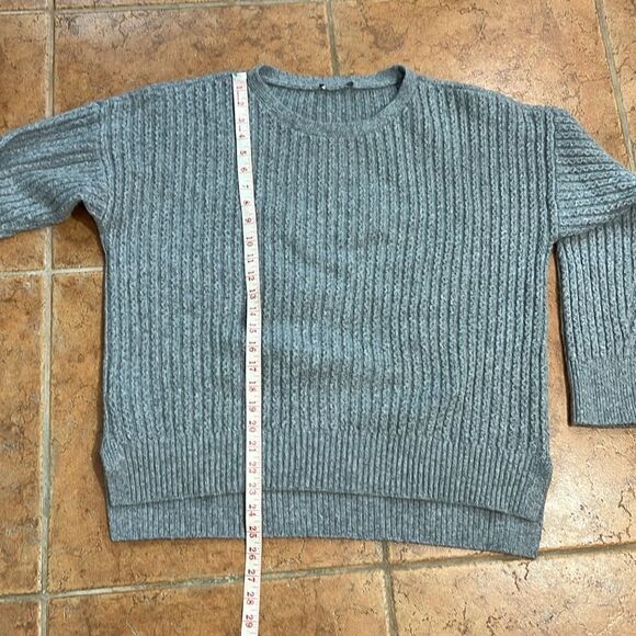 Wool blended women’s crew neck sweater size XL - Picture 6 of 8